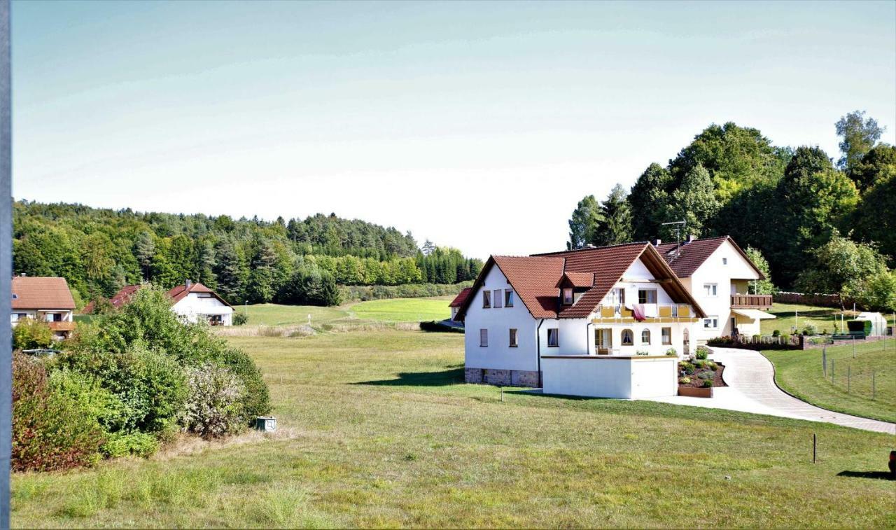 Ferienwohnung Roehrer Obertrubach Bagian luar foto